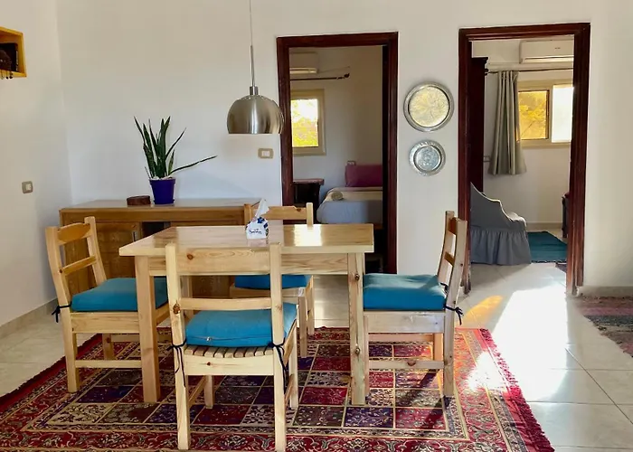 Seaview Spacious شقة